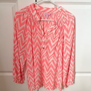 Chevron/ikat print Lilly Pulitzer blouse in white and coral, size S